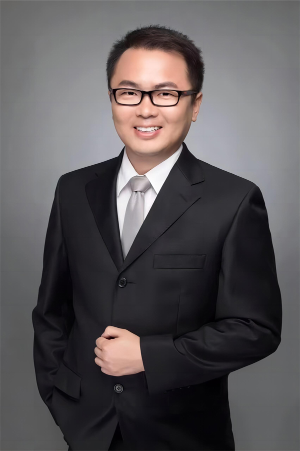 五礦證券有限公司研究所所長(zhǎng)楊誠(chéng)笑