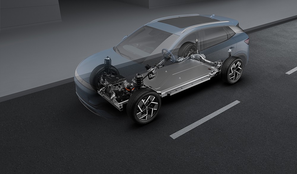 比亞迪王朝榮耀版壓軸好戲！元PLUS榮耀版11.98萬(wàn)元起上市