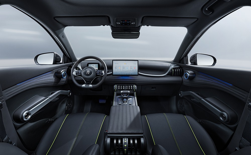 比亞迪王朝榮耀版壓軸好戲！元PLUS榮耀版11.98萬(wàn)元起上市