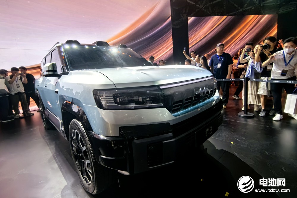 比亞迪三十年積累迸發“豹力”方程豹全產品矩陣正在集結 比亞迪三十年積累迸發“豹力”方程豹全產品矩陣正在集結