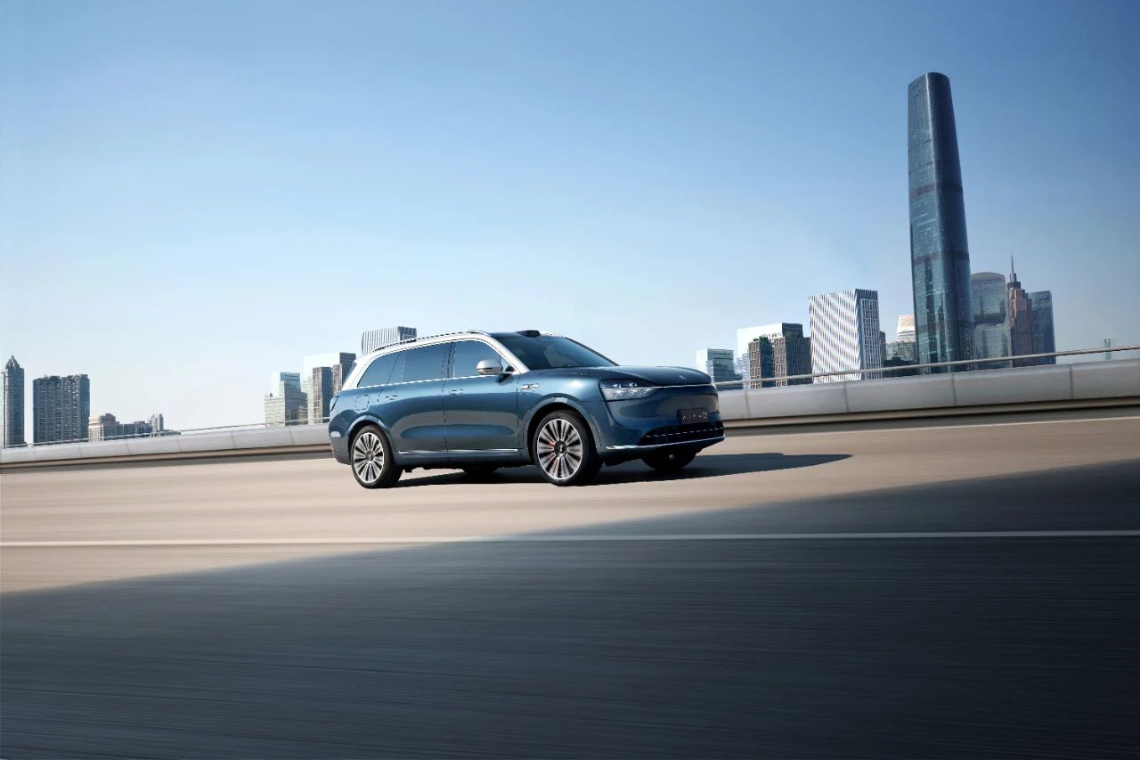 賽力斯豪擲超130億:收購龍盛新能源100%股權 增資賽力斯汽車