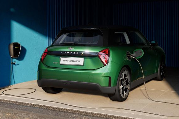 電動汽車市場需求下滑 網傳寶馬超55億投資項目暫停