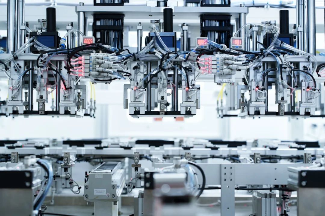 5GWh！晶科能源與億緯鋰能聯合電芯工廠量產